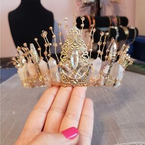 T.Arch Handmade Crown.